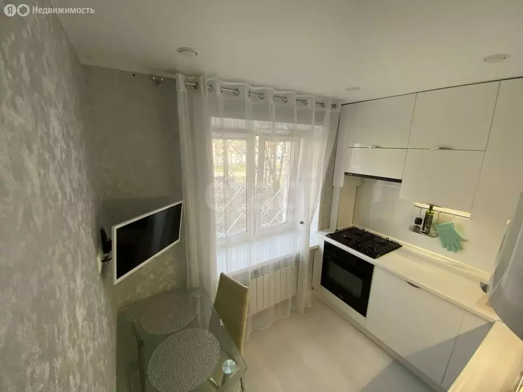 3-комнатная квартира: Йошкар-Ола, Красноармейская улица, 99 (58.5 м) - Фото 0