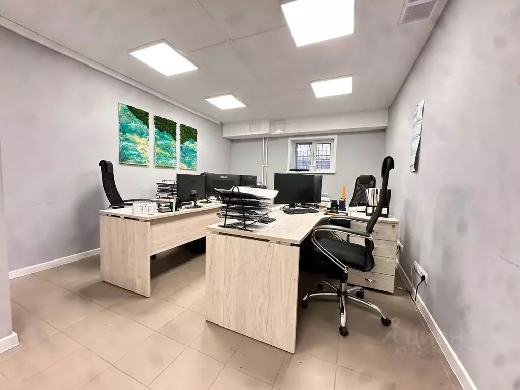 Помещение свободного назначения в Татарстан, Казань ул. Баки Урманче, ... - Фото 2