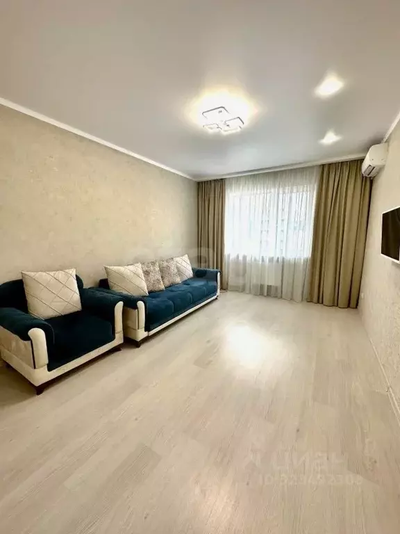 2-к кв. Оренбургская область, Оренбург просп. Победы, 151 (60.2 м) - Фото 1