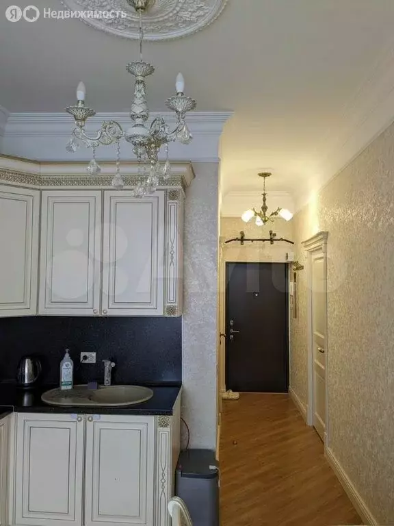 1-комнатная квартира: Махачкала, улица Каммаева, 87 (40 м) - Фото 1