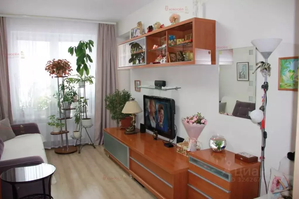 1-к кв. Свердловская область, Екатеринбург ул. Лучистая, 2 (33.0 м) - Фото 2