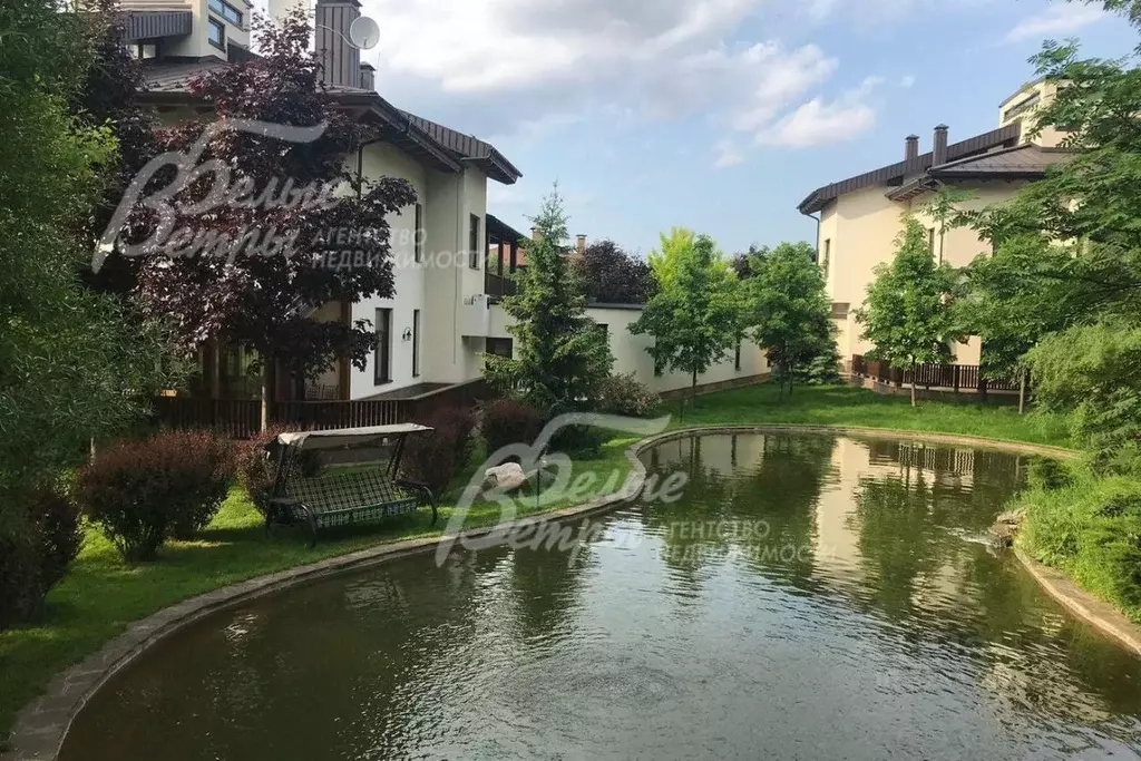 Дом в Москва д. Бурцево, Променад кп,  (2200 м) - Фото 1