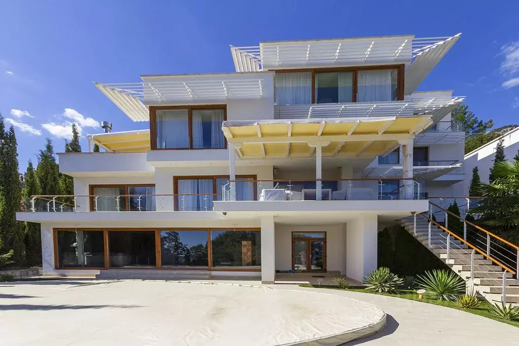 Дом в Крым, Ялта муниципальный округ, Береговое пгт  (565 м) - Фото 1