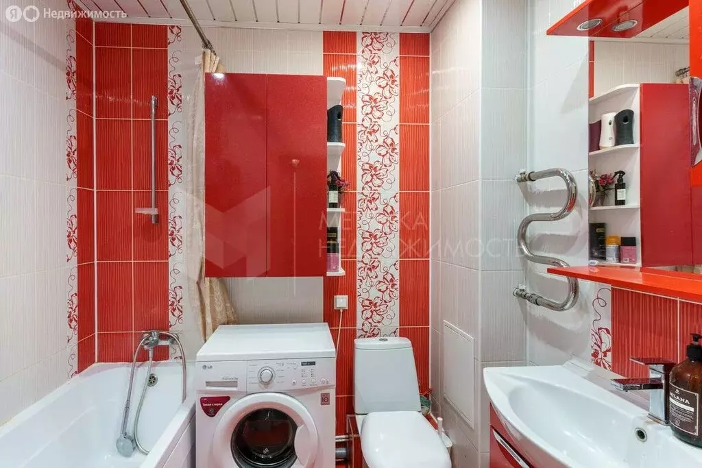 1-комнатная квартира: Тюмень, улица Муравленко, 10 (49.1 м) - Фото 0