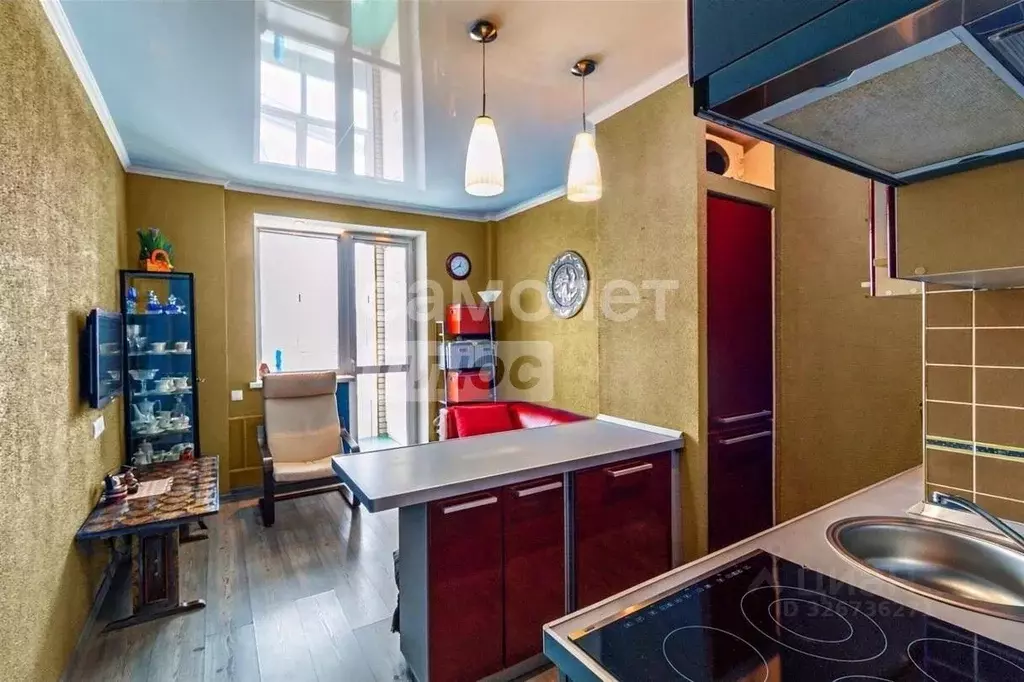 1-к кв. Омская область, Омск ул. 3-я Енисейская, 32/1 (50.9 м) - Фото 1