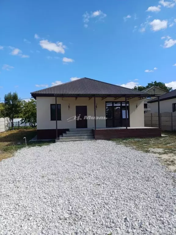 Дом в Крым, Симферопольский район, Трудовское с/пос, с. Денисовка ул. ... - Фото 2