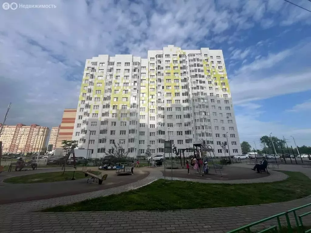 1-комнатная квартира: посёлок городского типа Свердловский, Заречная ... - Фото 1