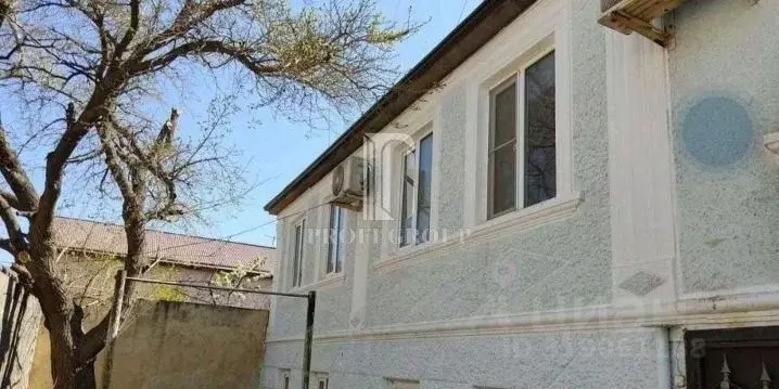 Дом в Дагестан, Махачкала ул. Ашахана Мирзоева (140 м) - Фото 1