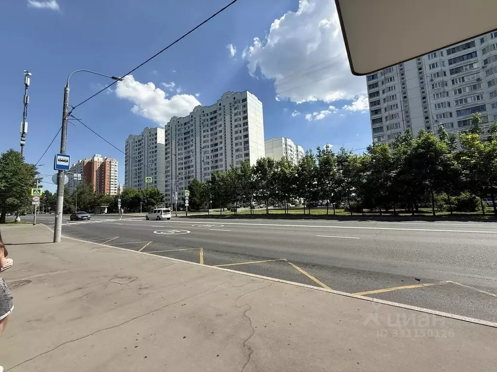 Помещение свободного назначения в Москва ул. Маршала Савицкого, 30к1 ... - Фото 2