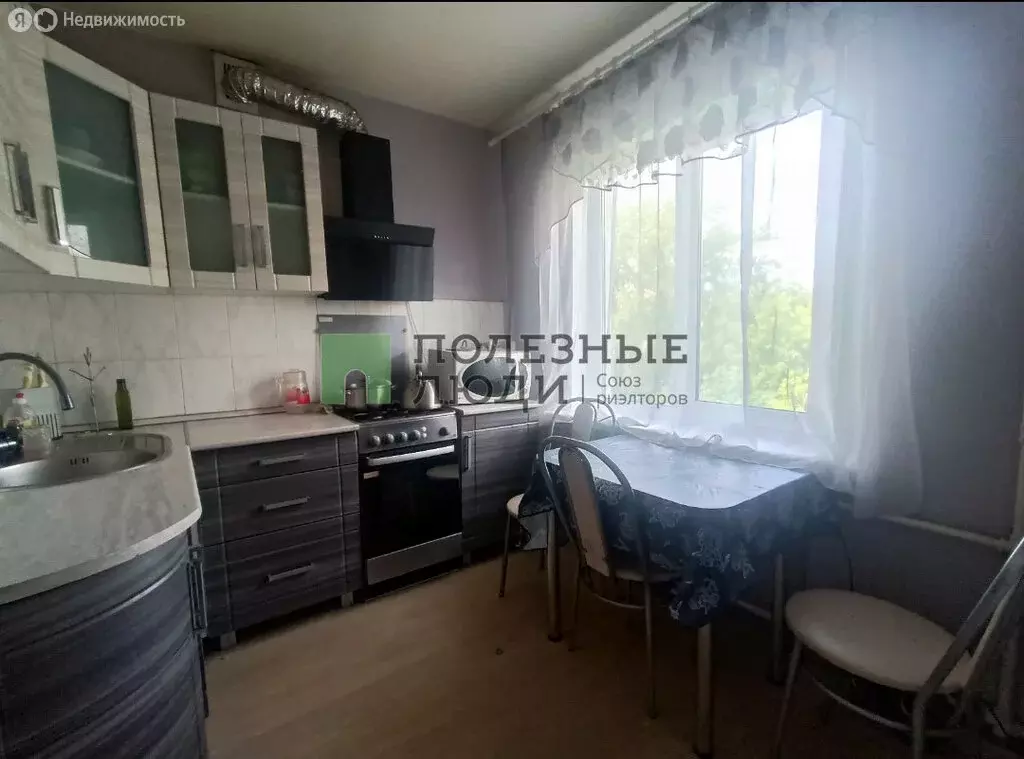 3-комнатная квартира: Ижевск, улица Ленина, 70 (58.6 м) - Фото 0