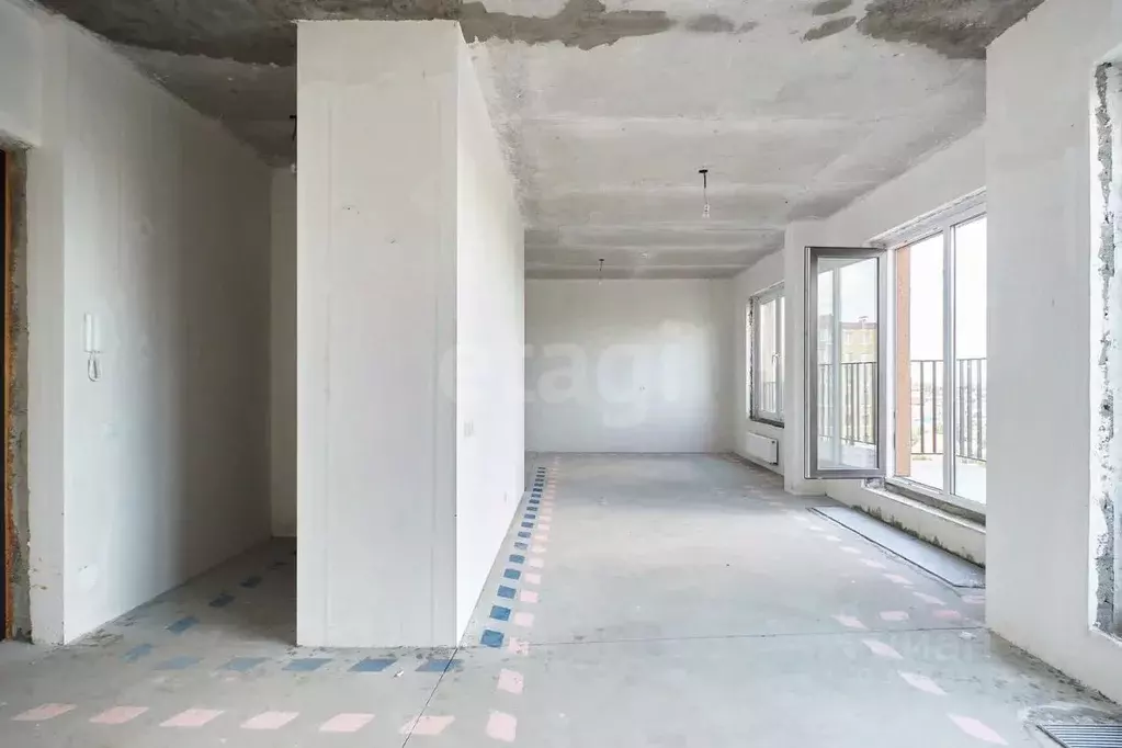 4-к кв. Тюменская область, Тюмень ул. Молодогвардейцев, 5к1 (106.2 м) - Фото 1