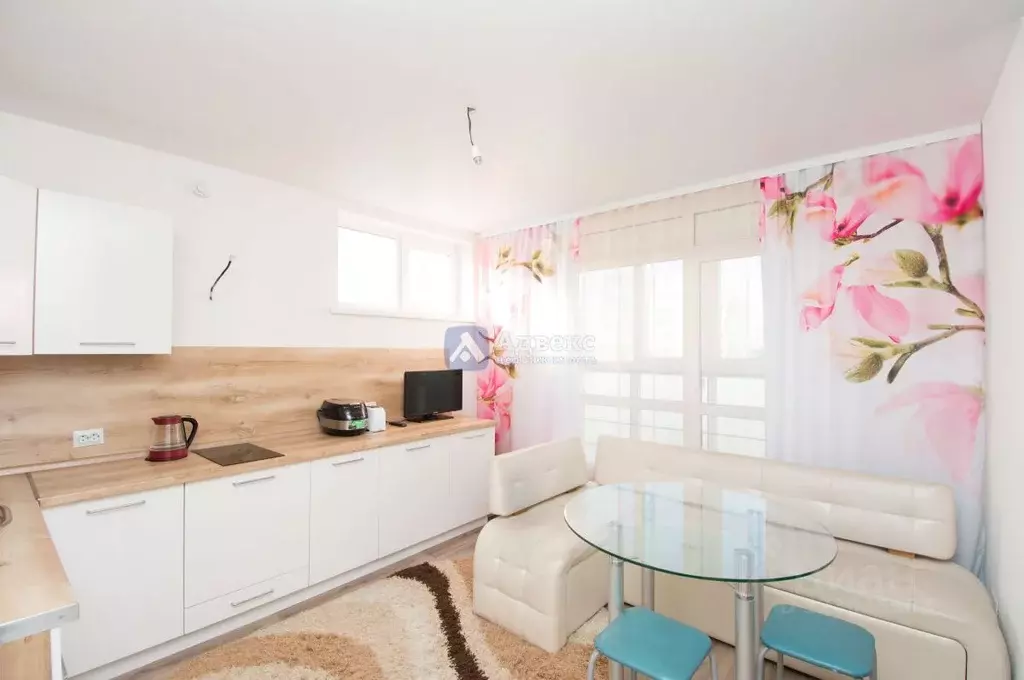 2-к кв. Тюменская область, Тюмень ул. Червишевский Тракт, 45к9 (56.7 ... - Фото 1