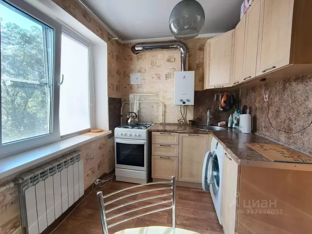 3-к кв. Ростовская область, Ростов-на-Дону Таганрогская ул., 147 (63.0 ... - Фото 1