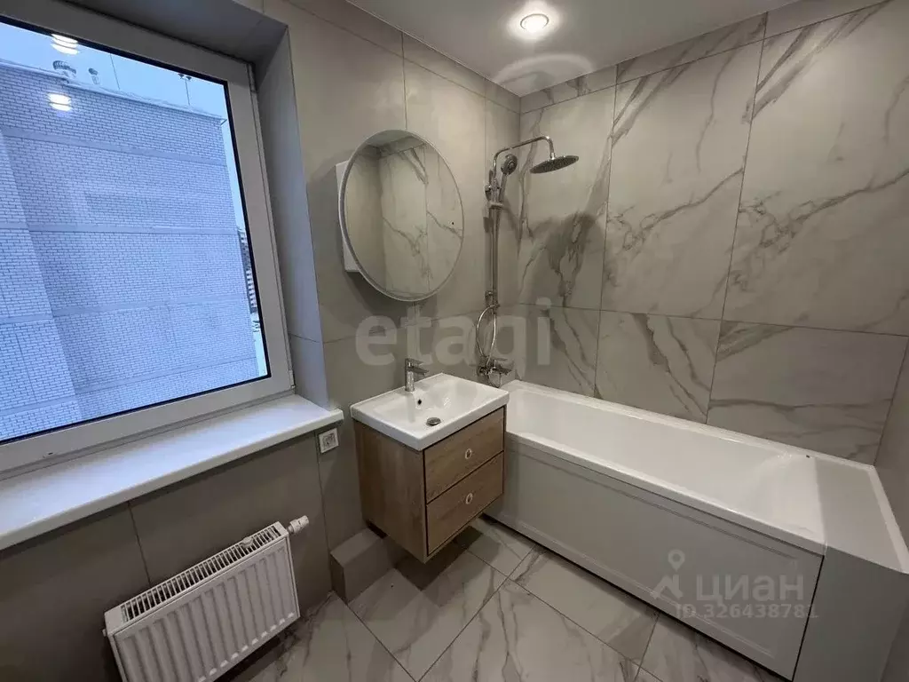 2-к кв. Тюменская область, Тюмень ул. Новоселов, 90 (63.5 м) - Фото 1