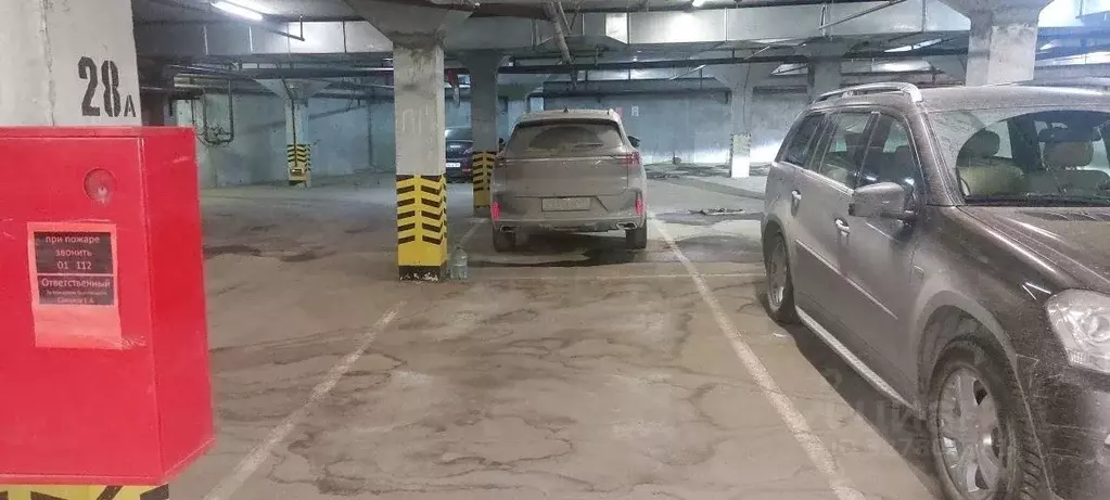 Гараж в Свердловская область, Екатеринбург ул. Орденоносцев, 4 (15 м) - Фото 1