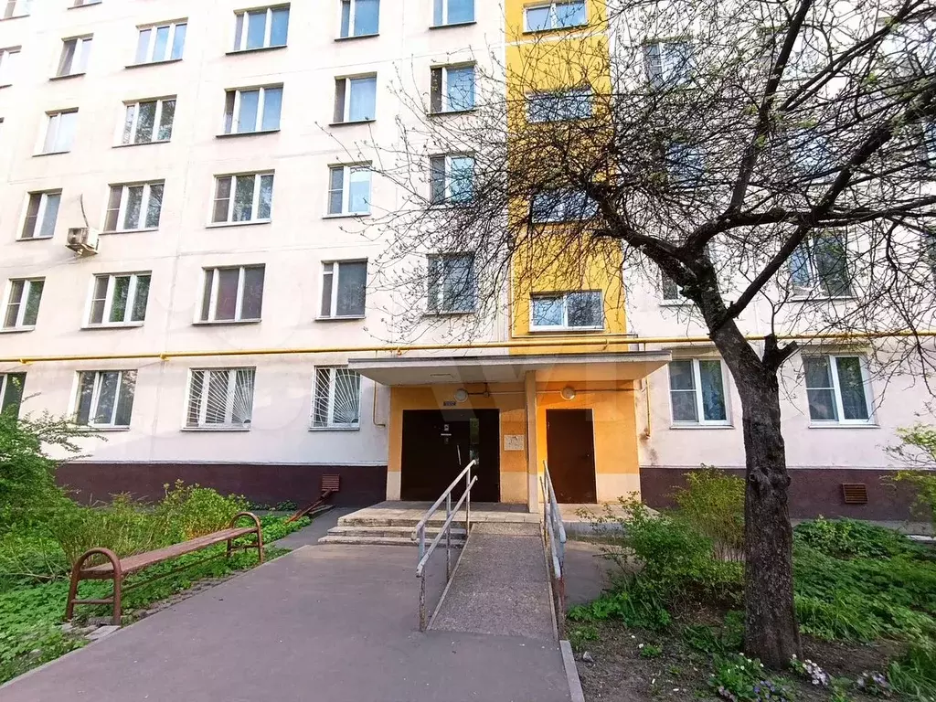 Квартира-студия, 12 м, 1/9 эт. - Фото 1