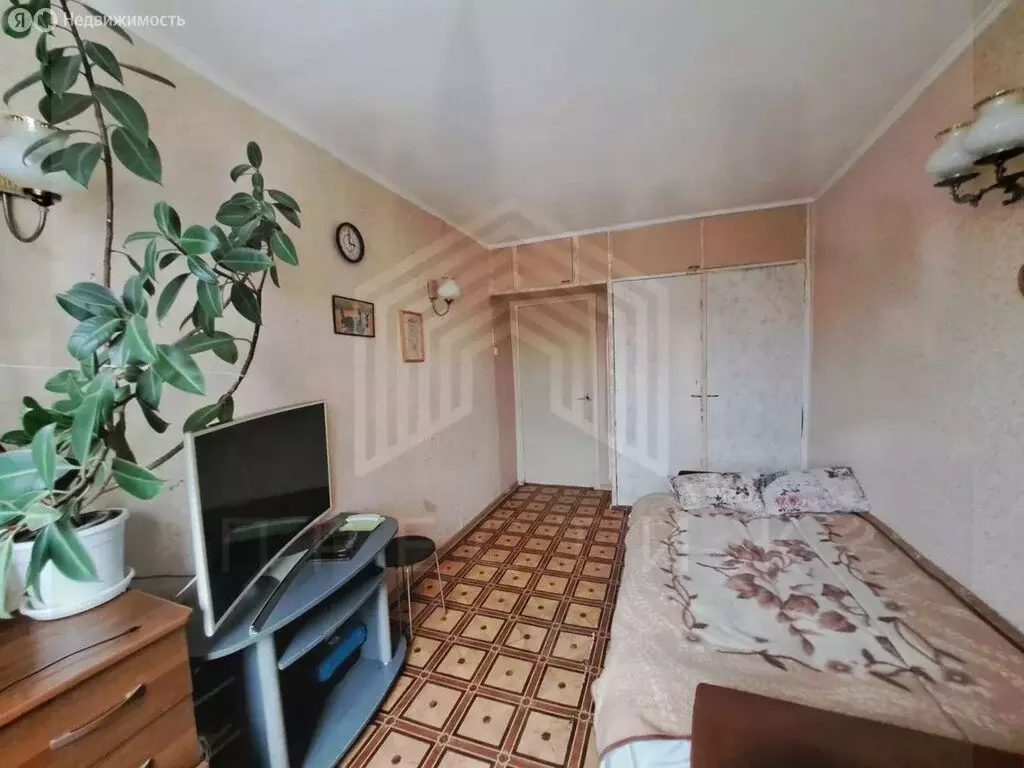 2-комнатная квартира: посёлок Свободы, проспект Калинина, 160 (49.5 м) - Фото 1