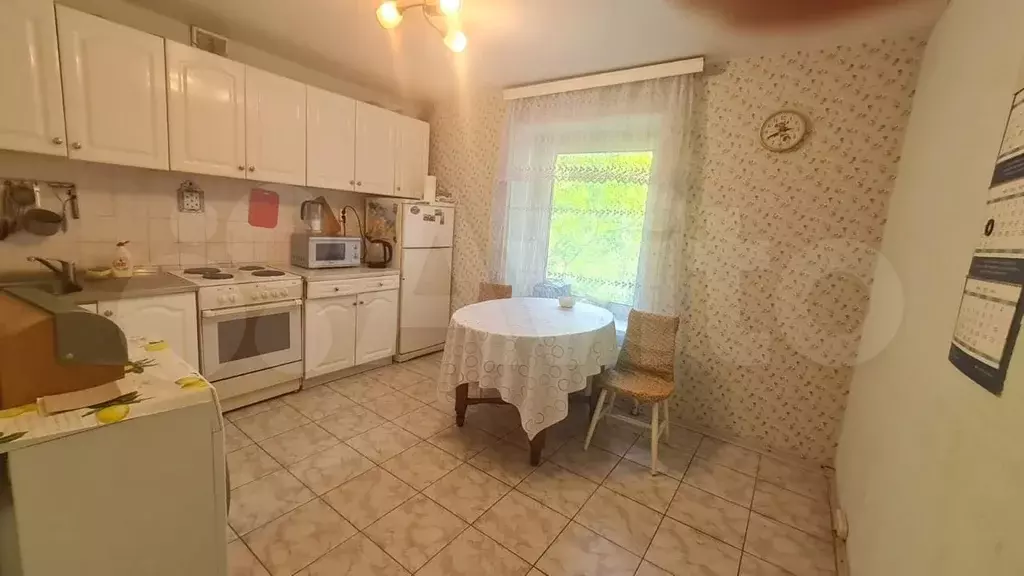 Комната 20 м в 2-к., 2/9 эт. - Фото 0