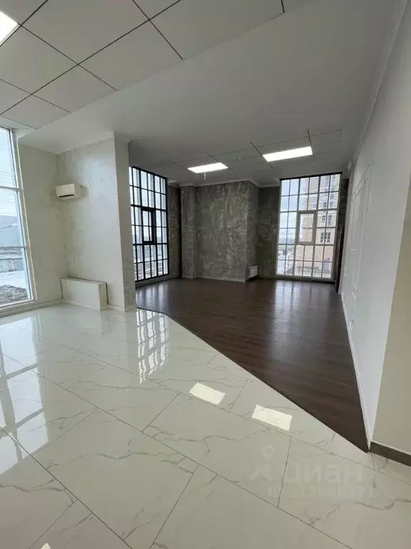 Офис в Белгородская область, Белгород ул. Есенина, 9к2 (72 м) - Фото 2