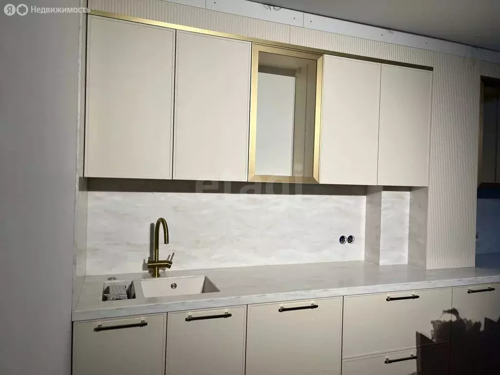 3-комнатная квартира: село Октябрьская Готня, Октябрьская улица, 29 ... - Фото 2