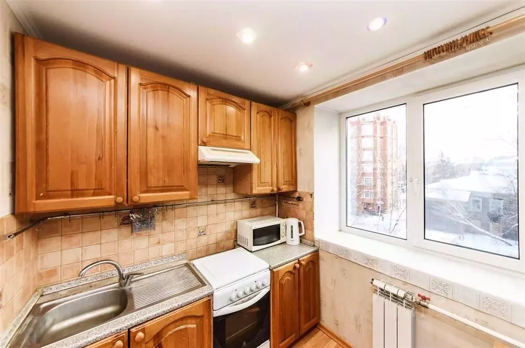 3-к кв. Томская область, Томск просп. Кирова, 34А (50.8 м) - Фото 1