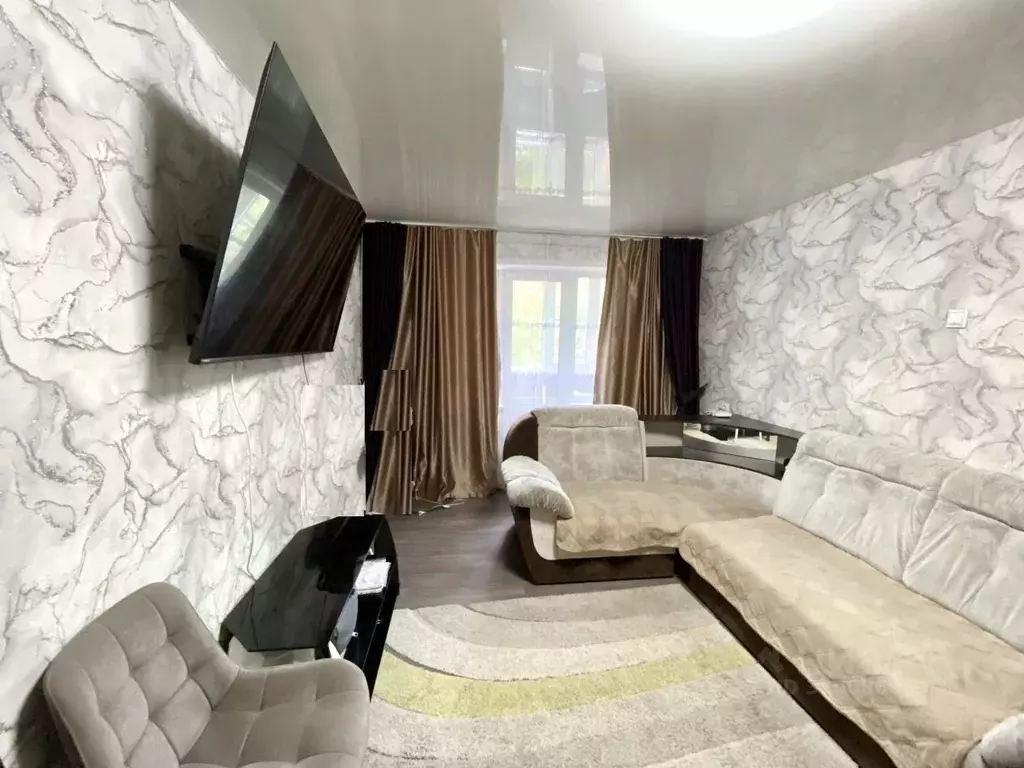3-к кв. Кировская область, Киров ул. Чапаева, 22 (58.7 м) - Фото 0