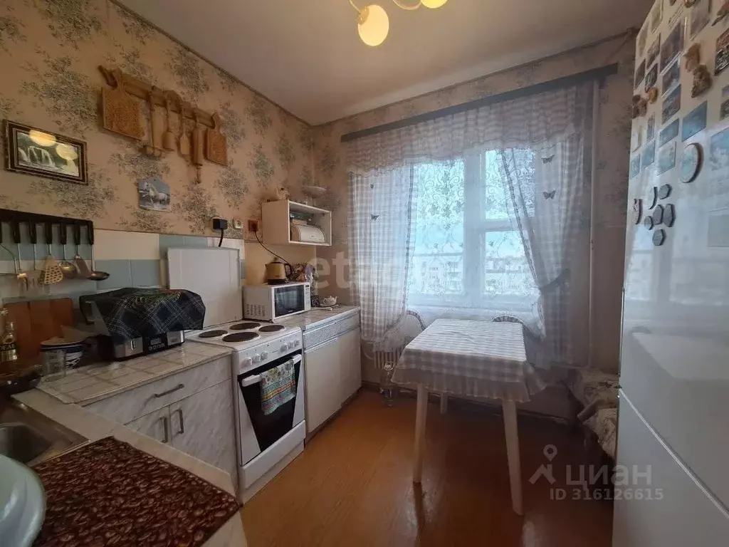 2-к кв. Челябинская область, Озерск ул. Дзержинского, 35 (49.5 м) - Фото 1