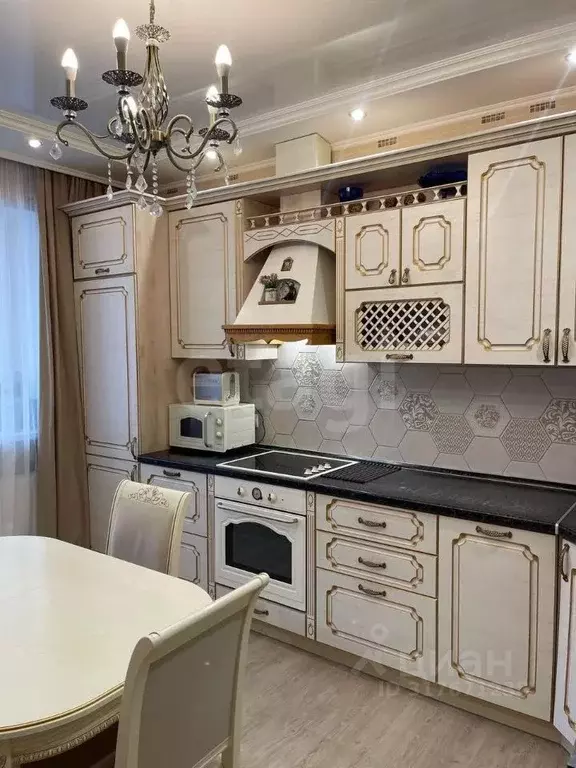 2-к кв. Тюменская область, Тюмень ул. Беляева, 29к1 (62.2 м) - Фото 1