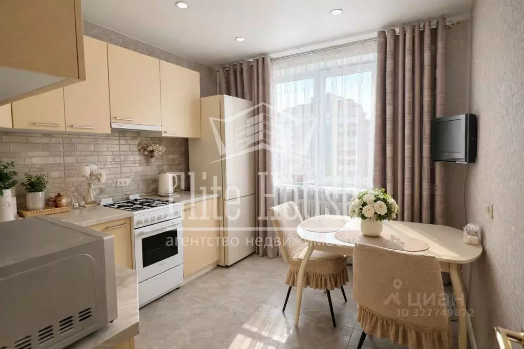 2-к кв. Калужская область, Калуга Звездная ул., 22 (51.0 м) - Фото 1