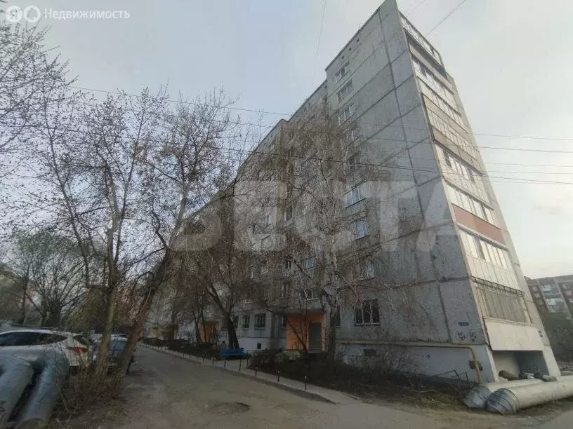 3-комнатная квартира: Омск, улица Кирова, 7 (62.8 м) - Фото 0