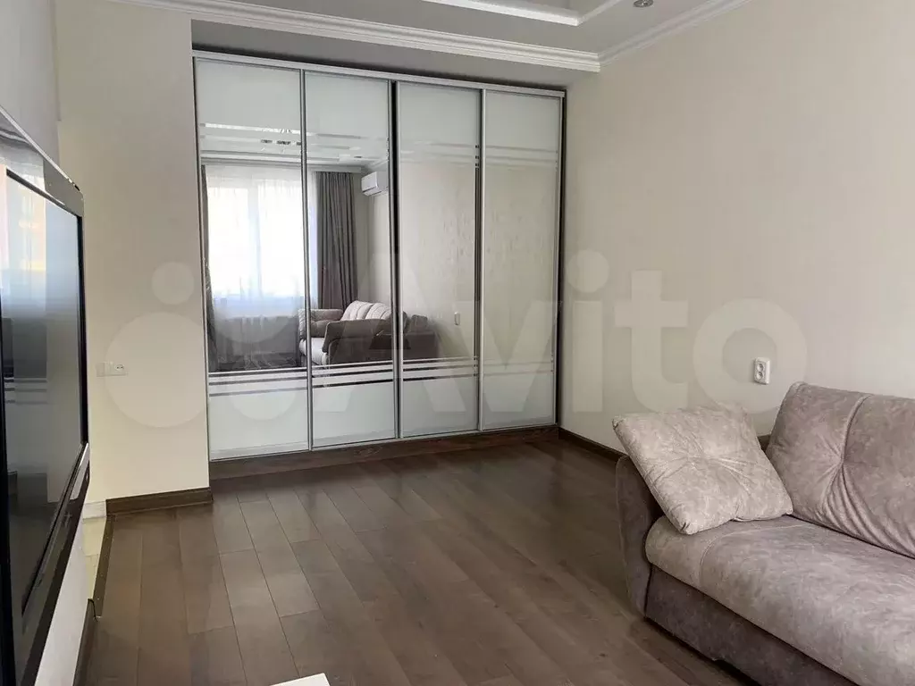 1-к. квартира, 40 м, 2/12 эт. - Фото 1