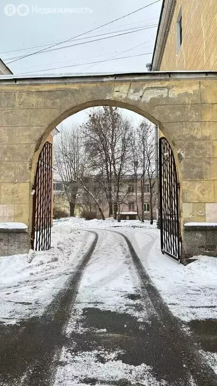 3-комнатная квартира: Санкт-Петербург, улица Зои Космодемьянской, 10 ... - Фото 1