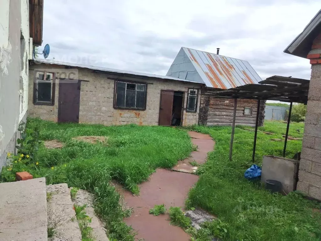 Дом в Башкортостан, Кармаскалинский район, Адзитаровский сельсовет, д. ... - Фото 2