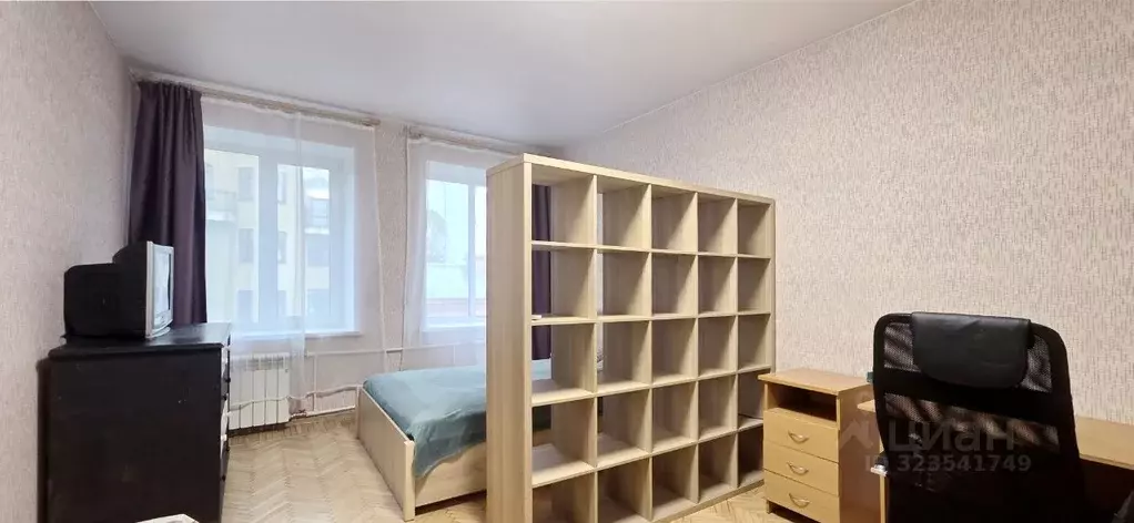 Комната Санкт-Петербург 15-я Васильевского острова линия, 80 (24.2 м) - Фото 1