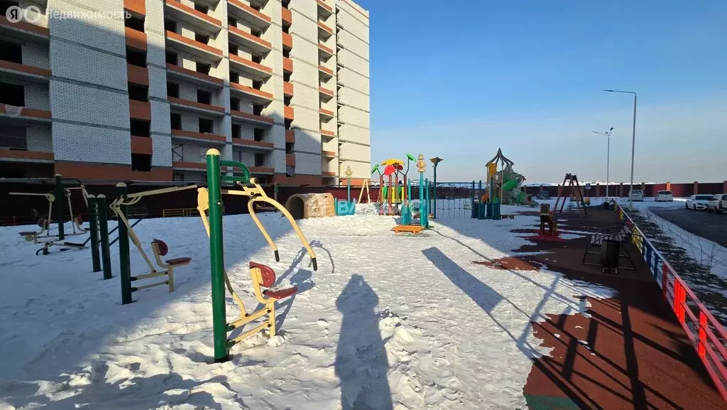 2-комнатная квартира: село Чигири, улица Василенко, 7/2 (50 м) - Фото 2