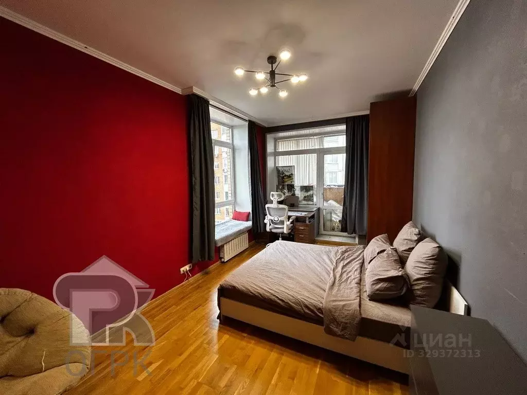 4-к кв. Москва ул. Дыбенко, 16К1 (159.0 м) - Фото 1