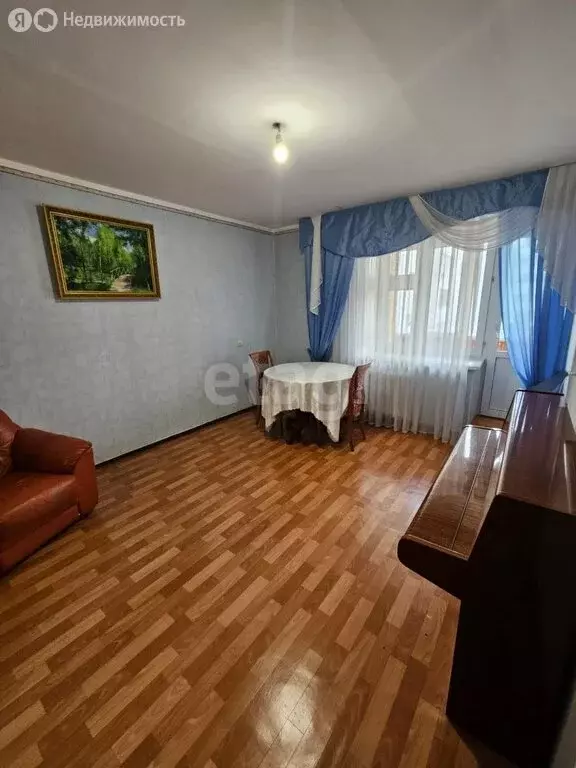 4-комнатная квартира: казань, улица серова, 41 (84.5 м) - Фото 0