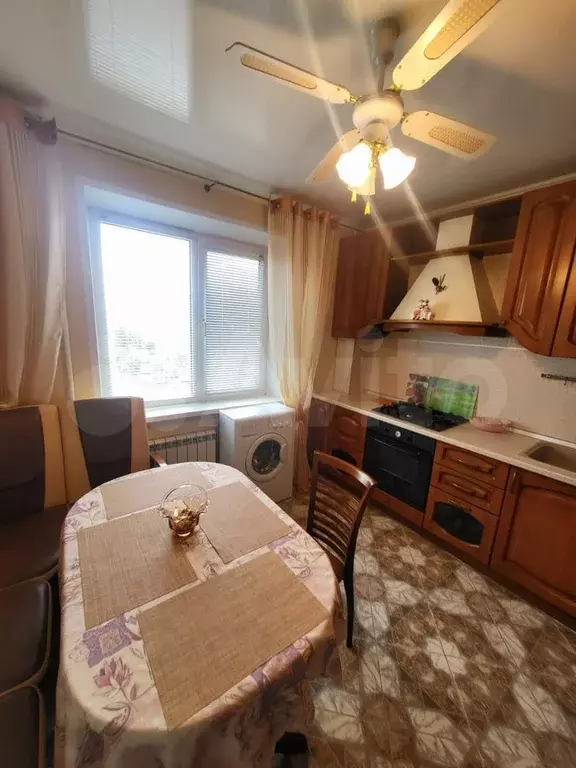 1-к. квартира, 37 м, 6/9 эт. - Фото 0