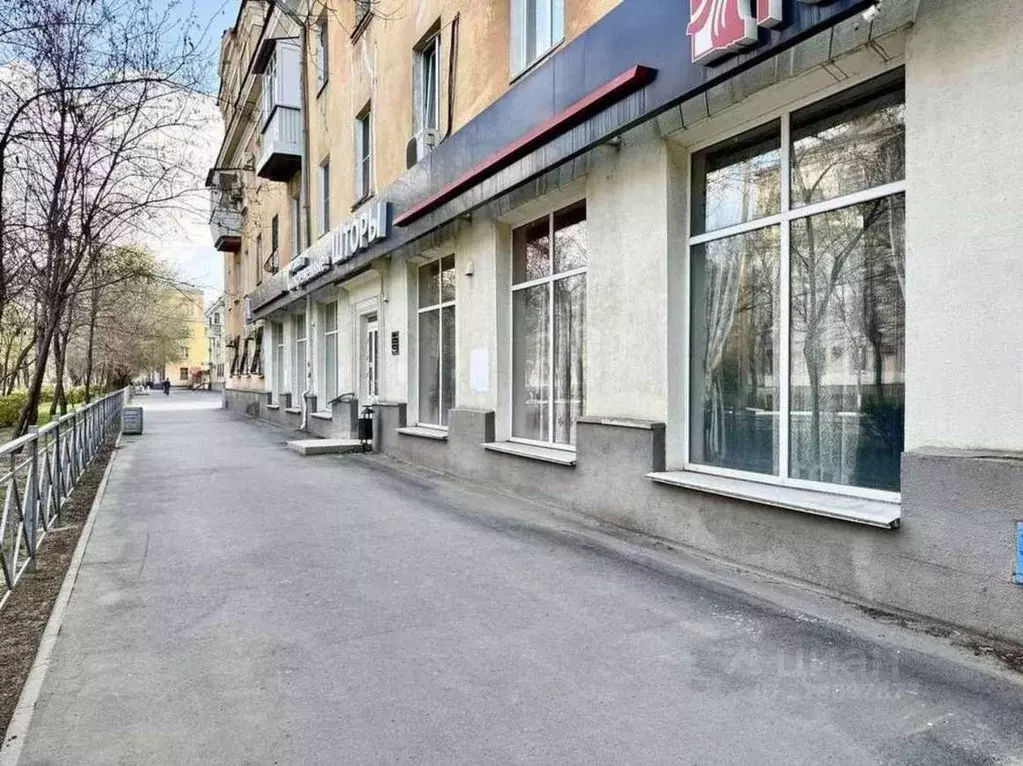 Помещение свободного назначения в Волгоградская область, Волжский ... - Фото 0