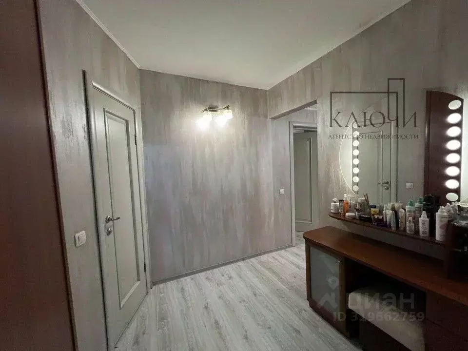 4-к кв. Челябинская область, Магнитогорск ул. Труда, 17 (88.8 м) - Фото 0