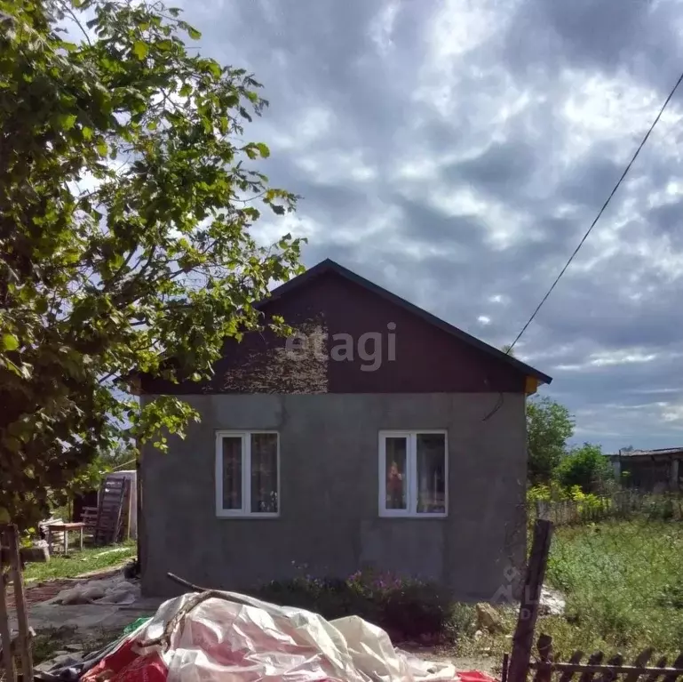 Дом в Краснодарский край, Ейск ул. Калинина (50 м) - Фото 0