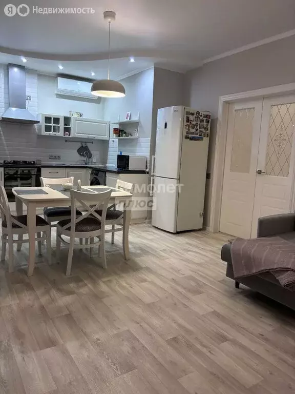 3-комнатная квартира: Элиста, улица Аккочкарова, 27 (83.6 м) - Фото 2