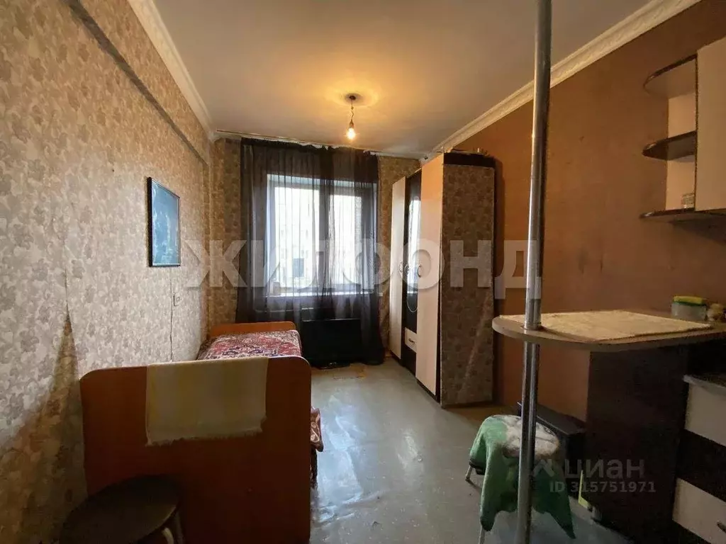 Комната Хакасия, Абакан Торговая ул., 6 (9.0 м) - Фото 0