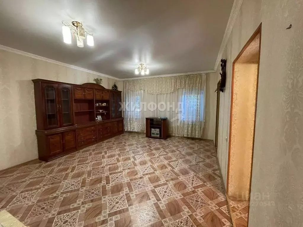 Дом в Астраханская область, Астрахань Полевая ул. (106 м) - Фото 1