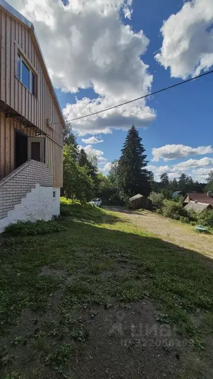 Дом в Карелия, Лахденпохский муниципальный округ, пос. Хийтола ул. ... - Фото 2