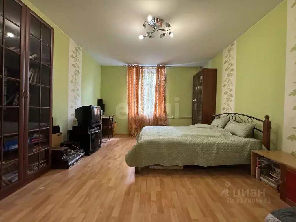 3-к кв. Псковская область, Псков Гражданская ул., 8 (83.0 м) - Фото 1