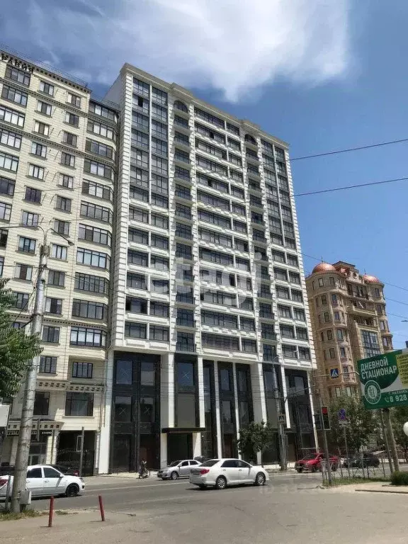 1-к кв. Дагестан, Махачкала просп. Петра 1, 93 (70.0 м) - Фото 1