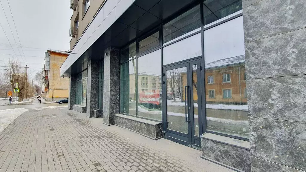 Помещение свободного назначения в Свердловская область, Екатеринбург ... - Фото 0