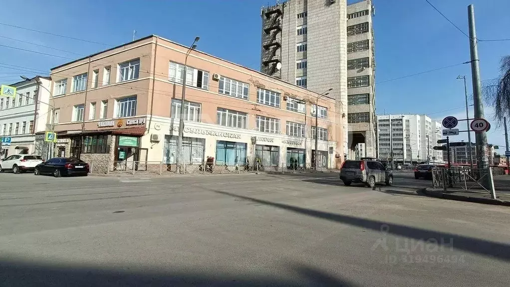 Помещение свободного назначения в Татарстан, Казань ул. Парижской ... - Фото 0