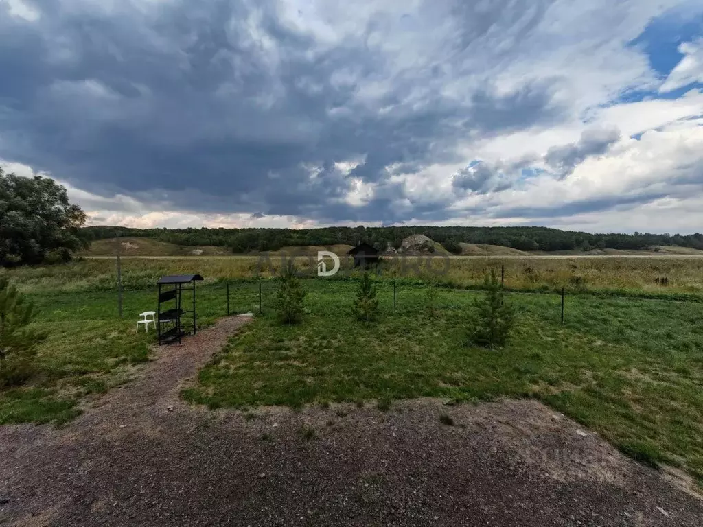 Дом в Башкортостан, Кармаскалинский район, с. Подлубово Российская ... - Фото 1